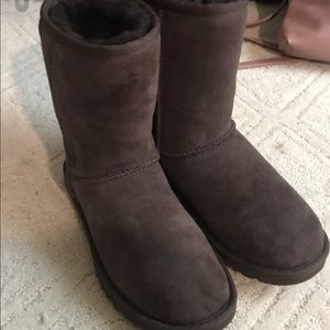 Brown classic uggs